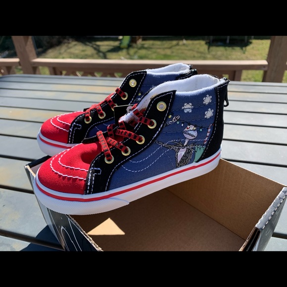 Vans Disney Nightmare Before Holidays SK8-HI Zip - Picture 2 of 6